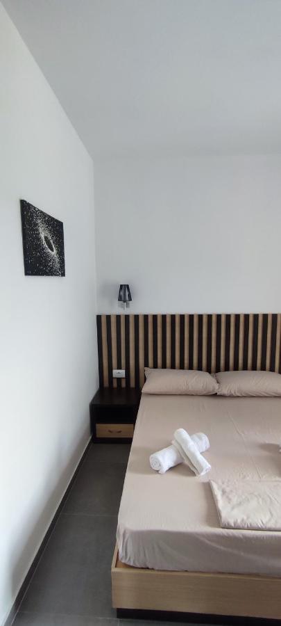 Aleks Holiday Rooms Ksamil Extérieur photo